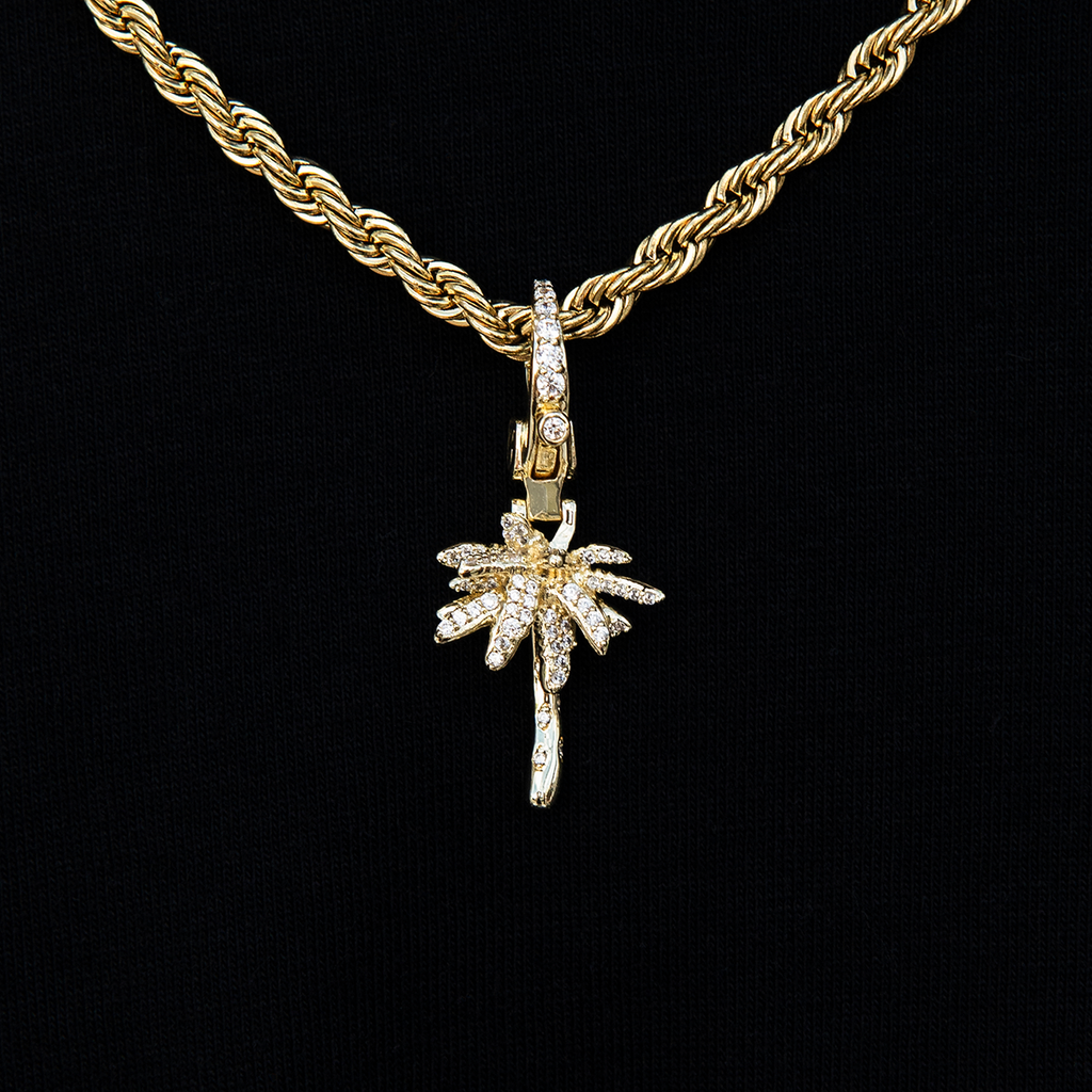 GLD PROMO Palm Tree Clip On Pendant in Yellow Gold