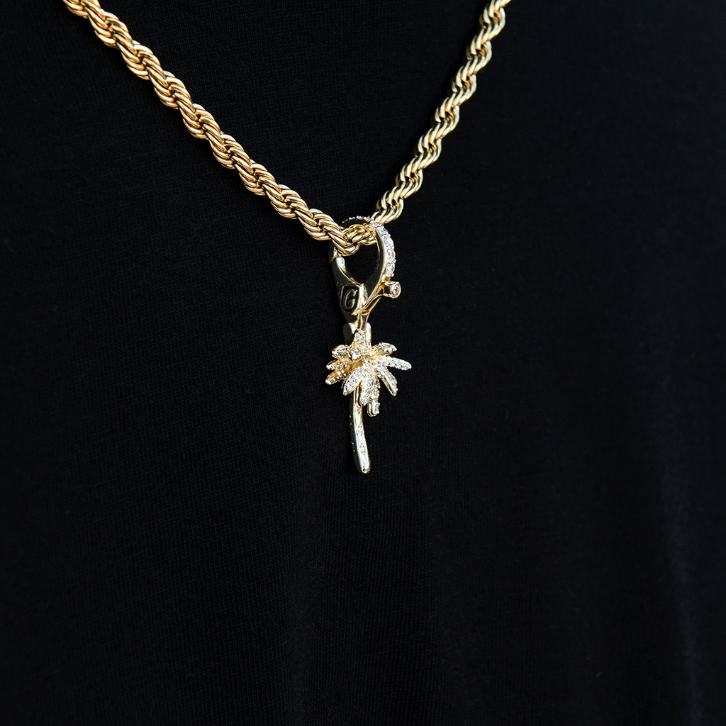 GLD PROMO Palm Tree Clip On Pendant in Yellow Gold