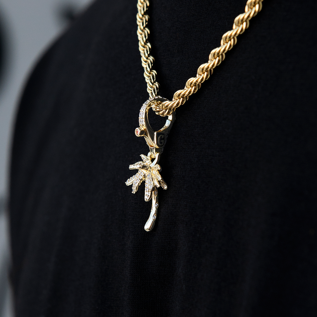 GLD PROMO Palm Tree Clip On Pendant in Yellow Gold