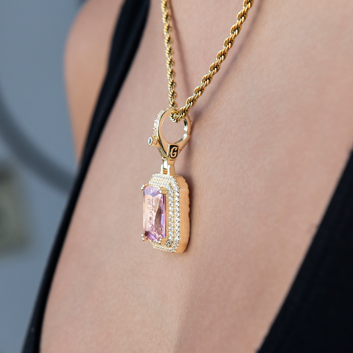 GLD PROMO SETS - WOMEN Pink Stone Clip On Charm Pendant in Yellow Gold