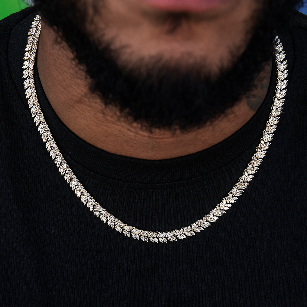 GLD PROMO Iced Herringbone Chain in Yellow Gold- 7mm