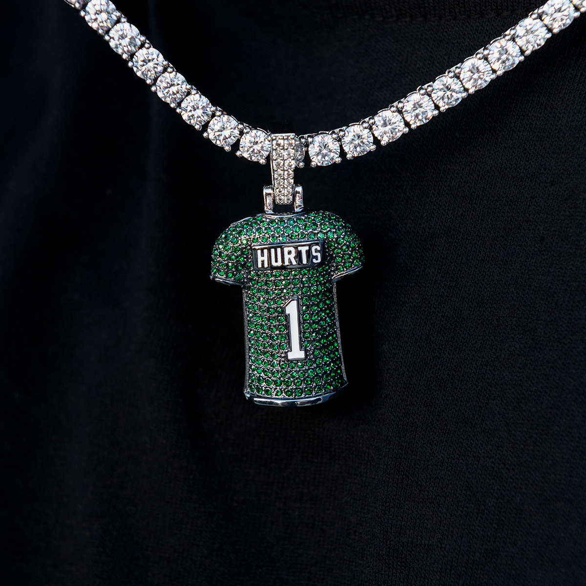 GLD Men Philadelphia Eagles Jalen Hurts Jersey Pendant