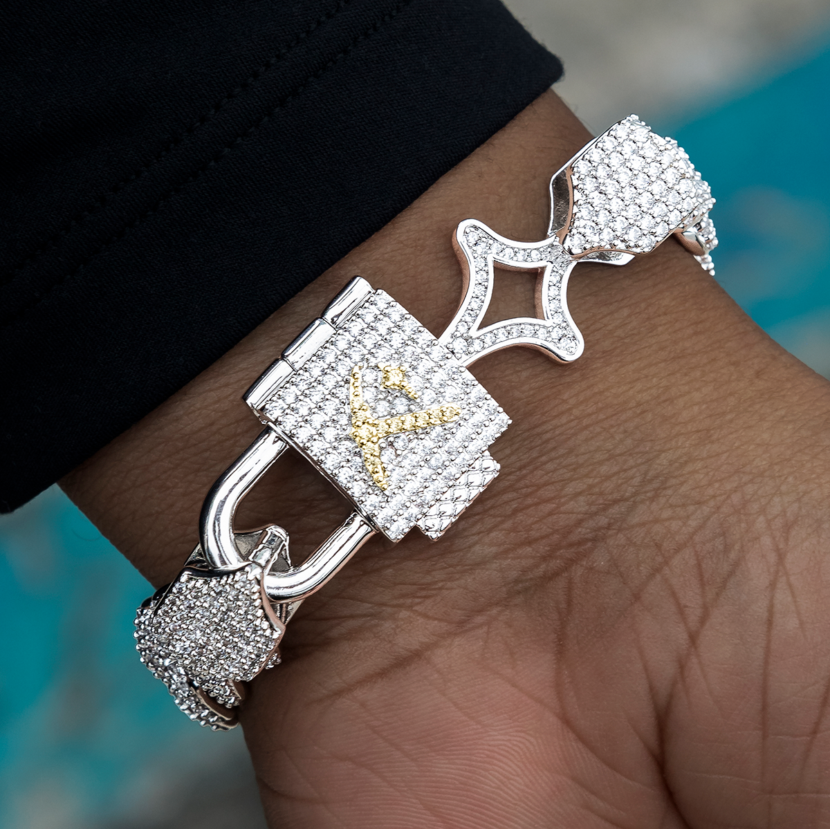 GLD Women GLD Lock & Key Diamond Prong Cuban Bracelet in White Gold- 12mm