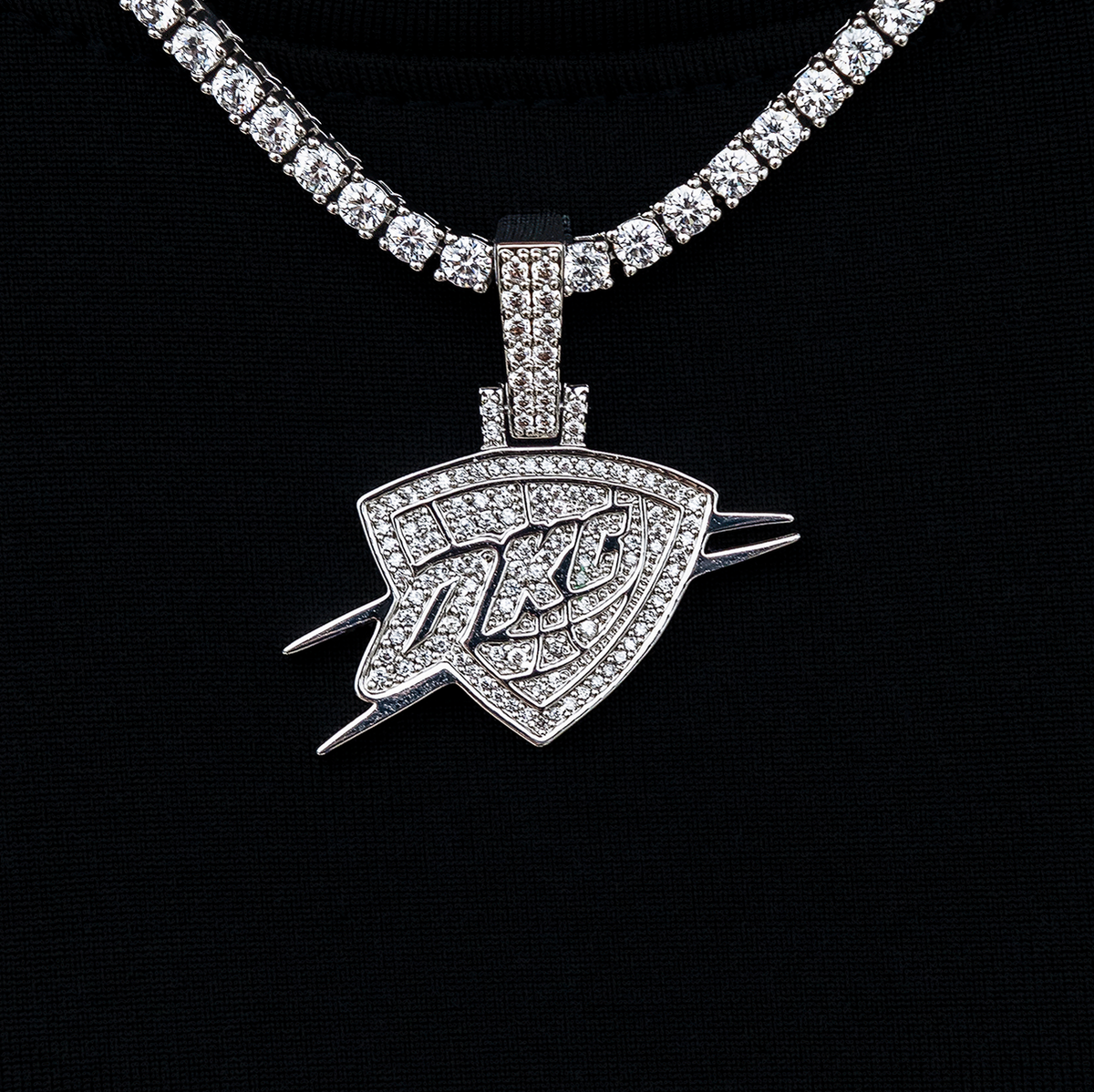 GLD Women Oklahoma City Thunder OKC Official NBA Micro Logo Pendant in White Gold