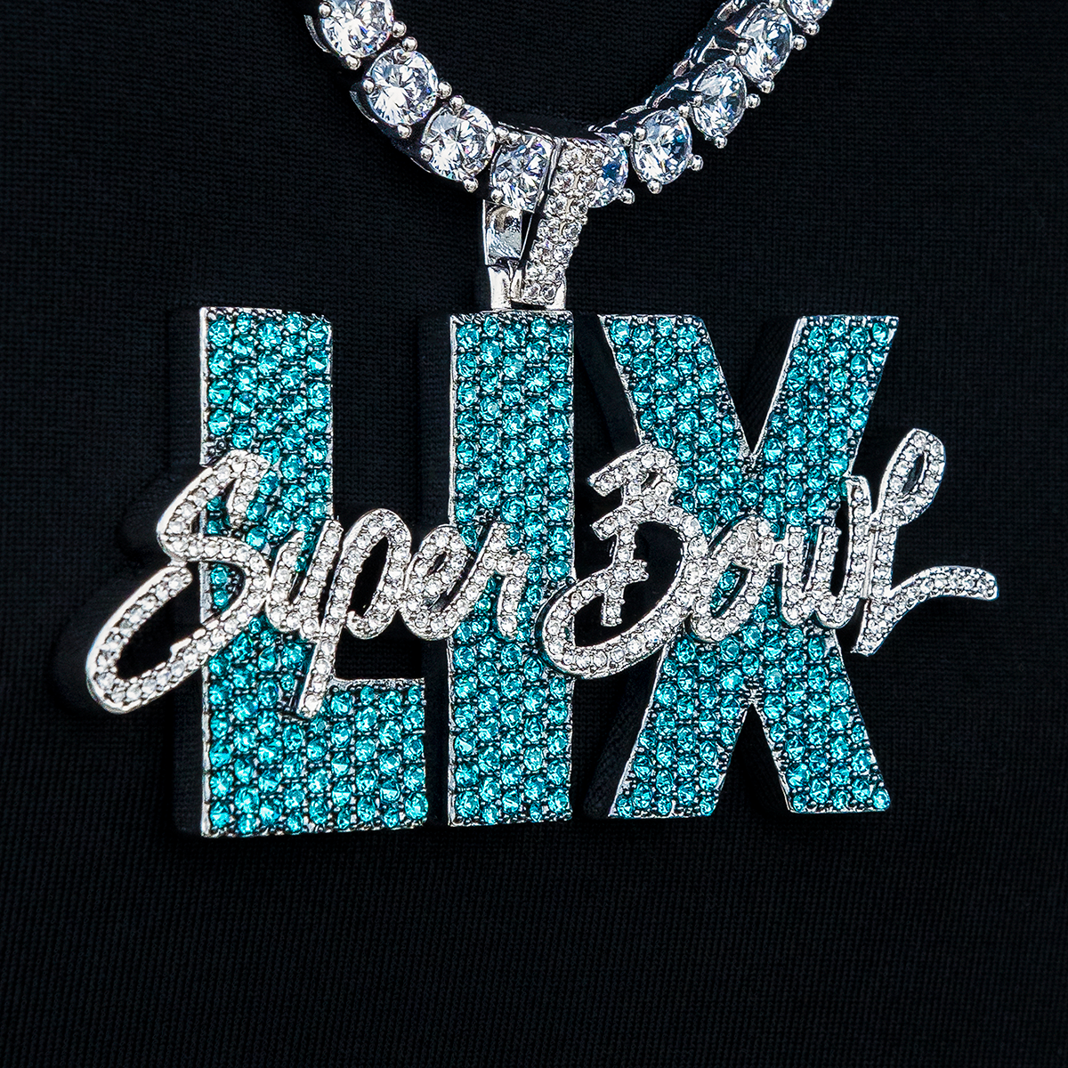 GLD PROMO Super Bowl LIX Official NFL Green Wordmark Pendant in White Gold