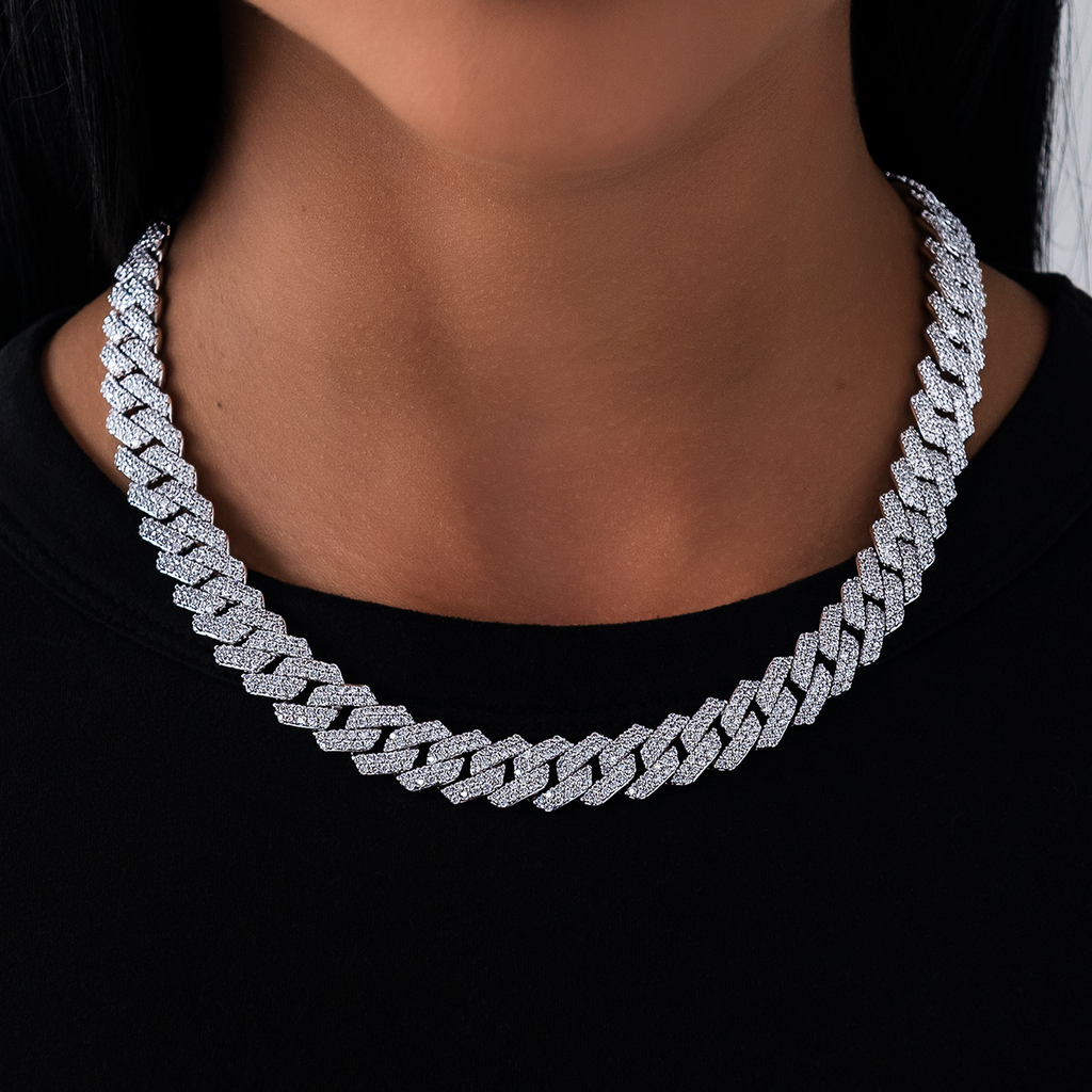 GLD Women Diamond Prong Link Necklace in White Gold - 12mm
