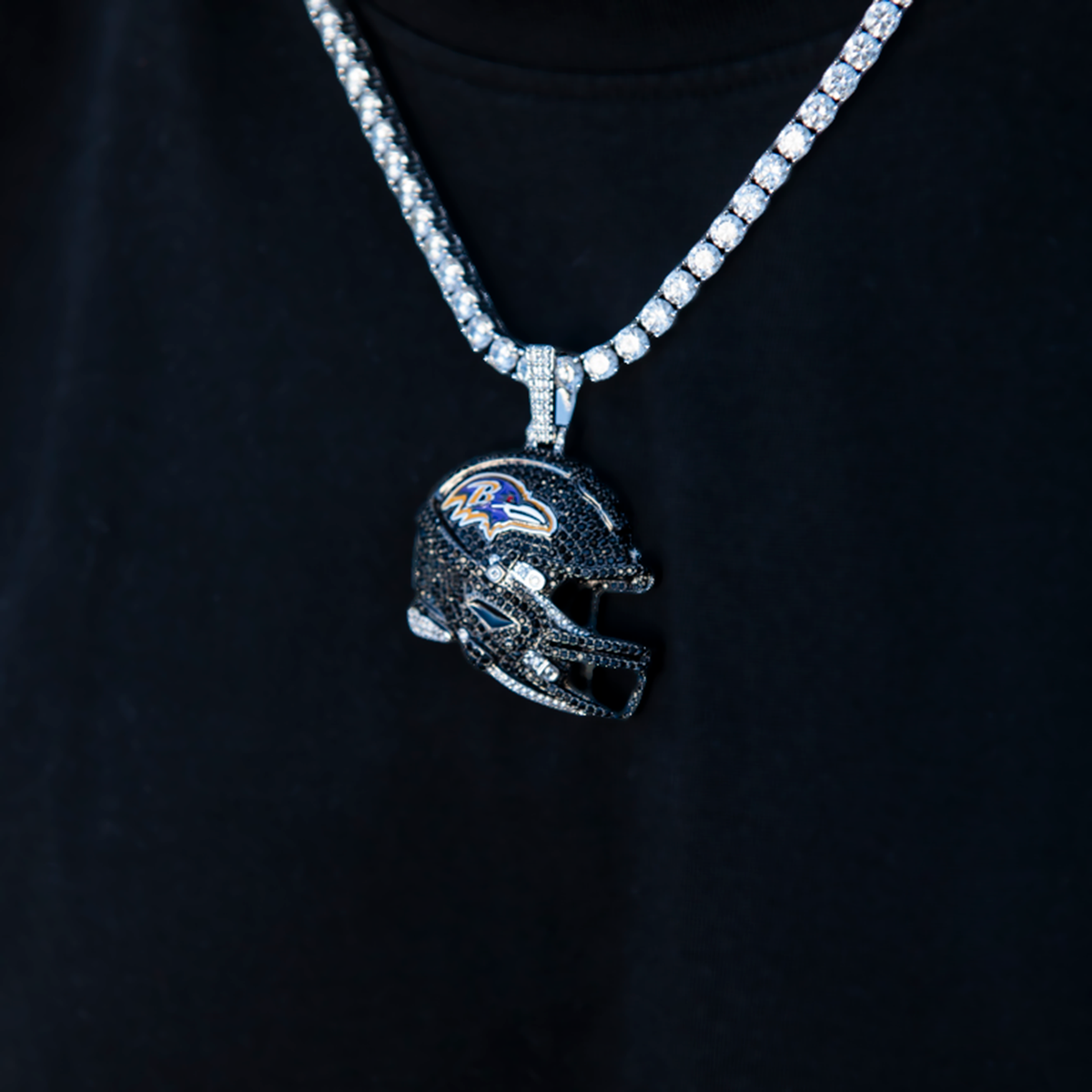 GLD Women Official NFL 2025 Edition Baltimore Ravens Helmet Pendant