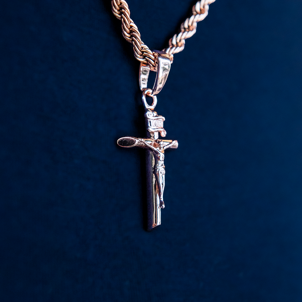 GLD PROMO Crucifix Cross Pendant in Rose Gold