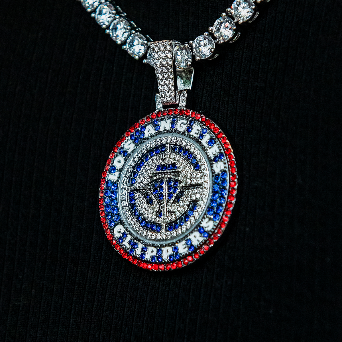 GLD Men Los Angeles Clippers Official NBA 2024 Logo Pendant - White Gold