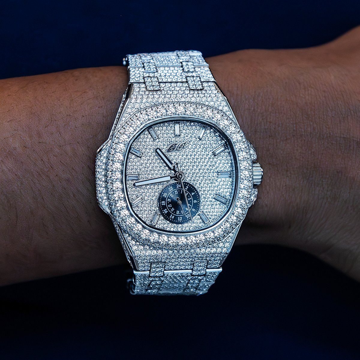 GLD Women 39MM Visionary Fully Iced Case & Steel Band Watch - White Gold