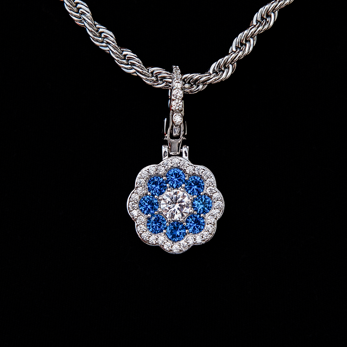 GLD Women Blue Flower Clip On Pendant - White Gold