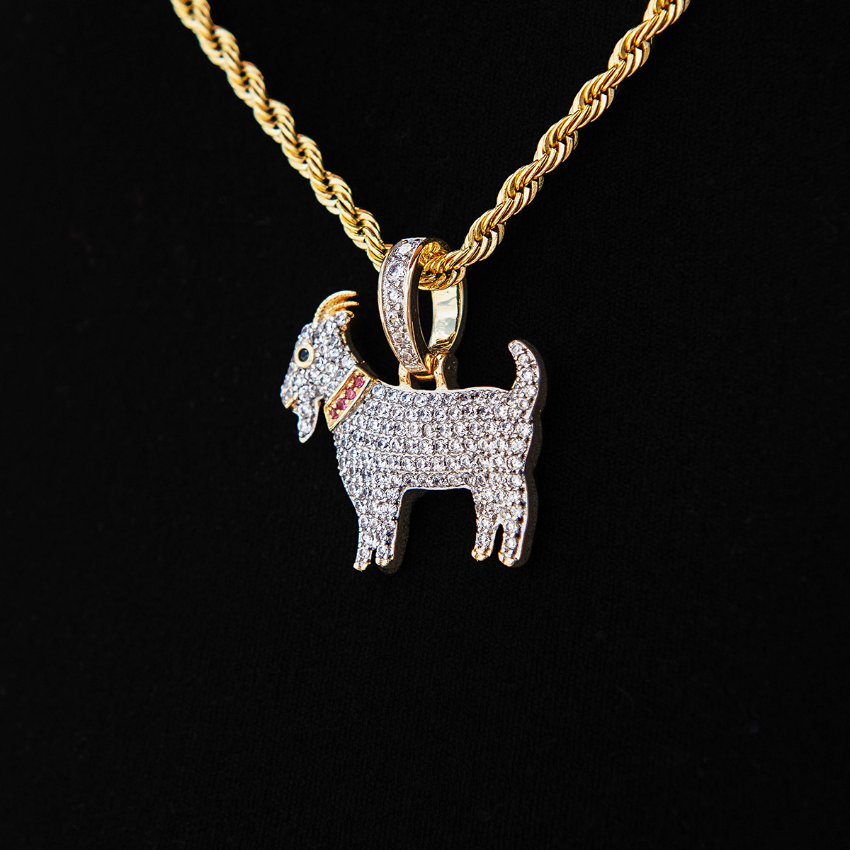 GLD Men Micro GOAT Pendant in Yellow Gold