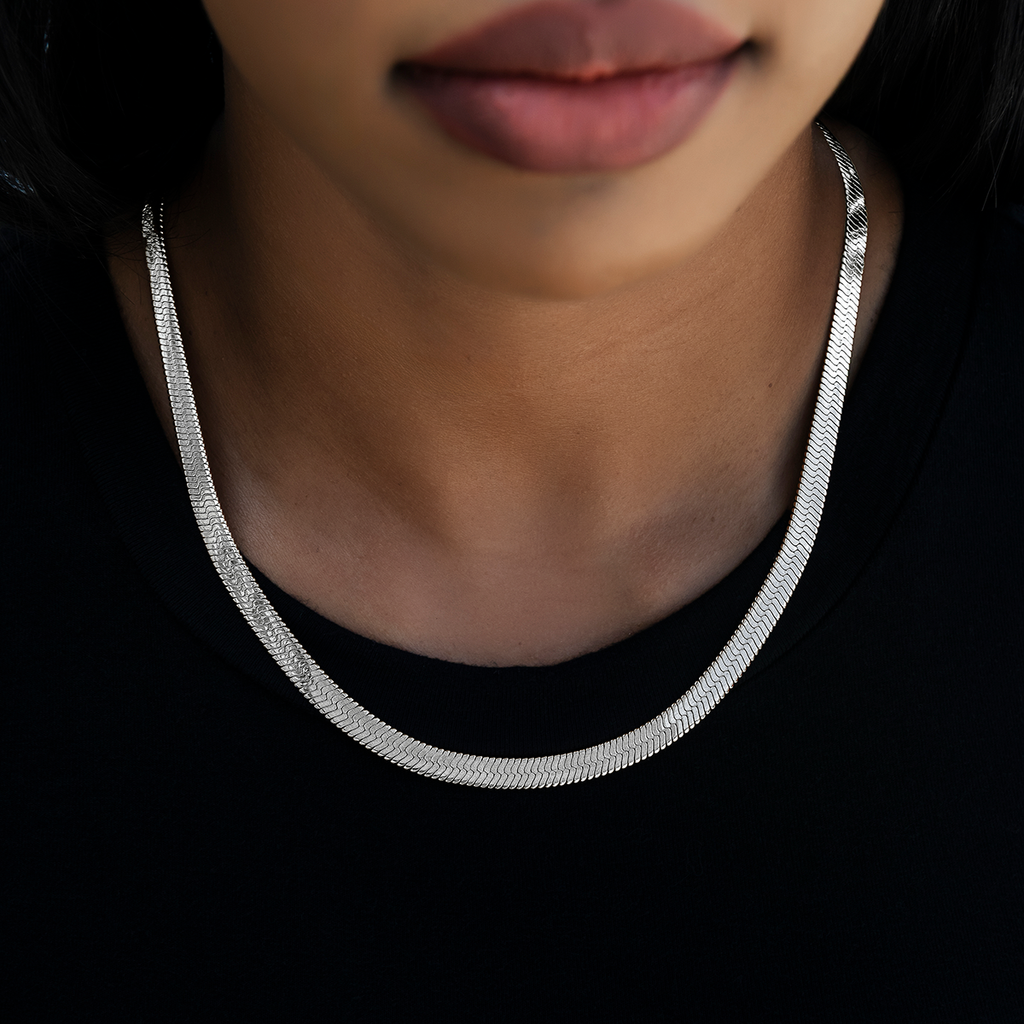 GLD PROMO - WOMEN Herringbone Necklace in White Gold- 8mm
