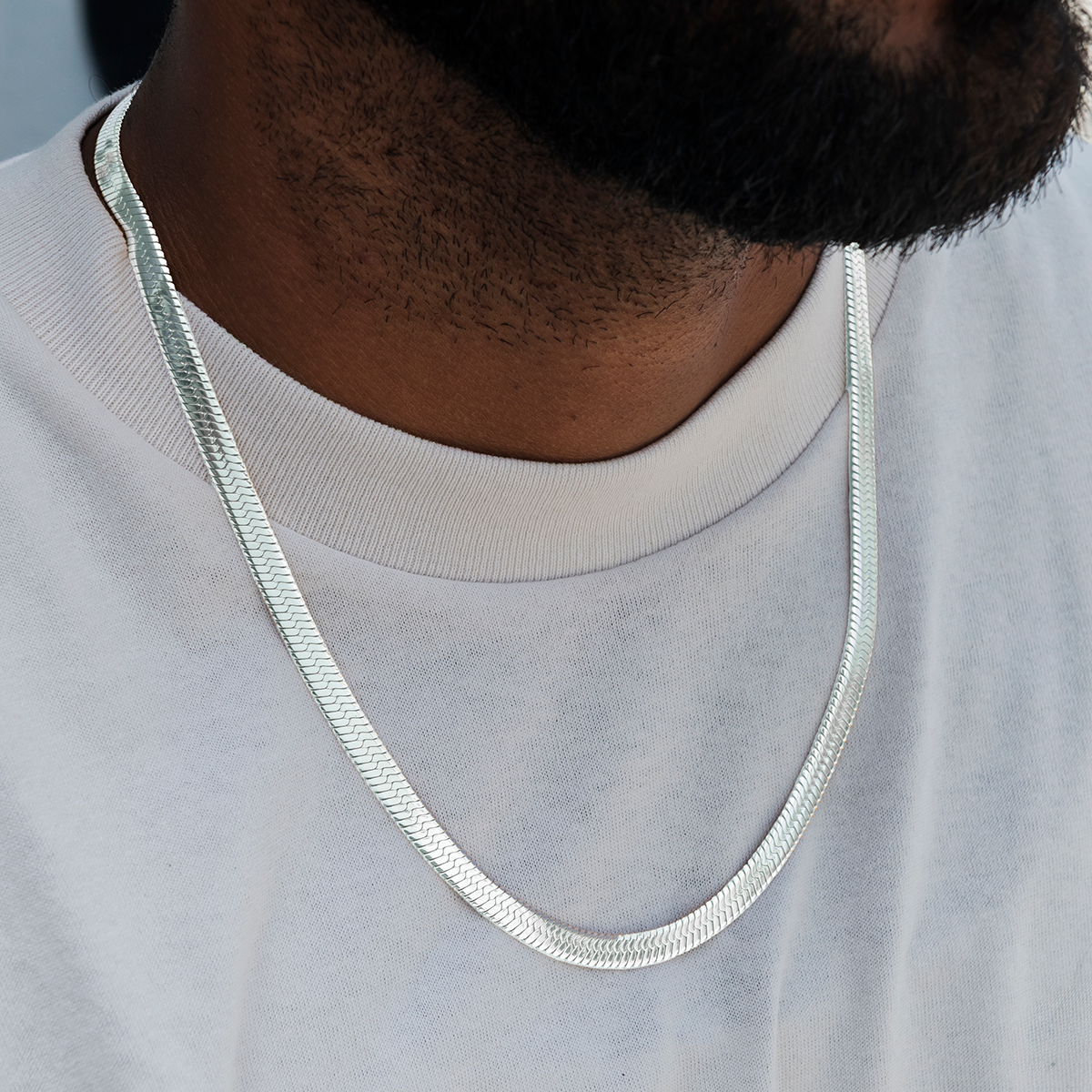 GLD PROMO Herringbone Chain in White Gold- 8mm