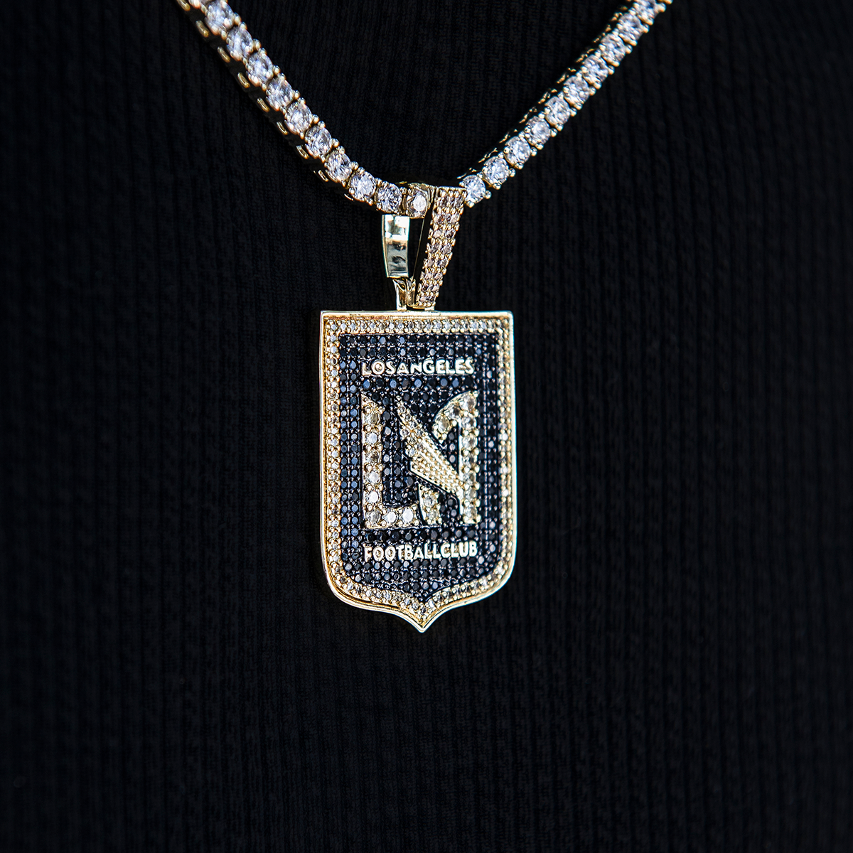 GLD Men Los Angeles FC Official MLS Logo Pendant in Yellow Gold