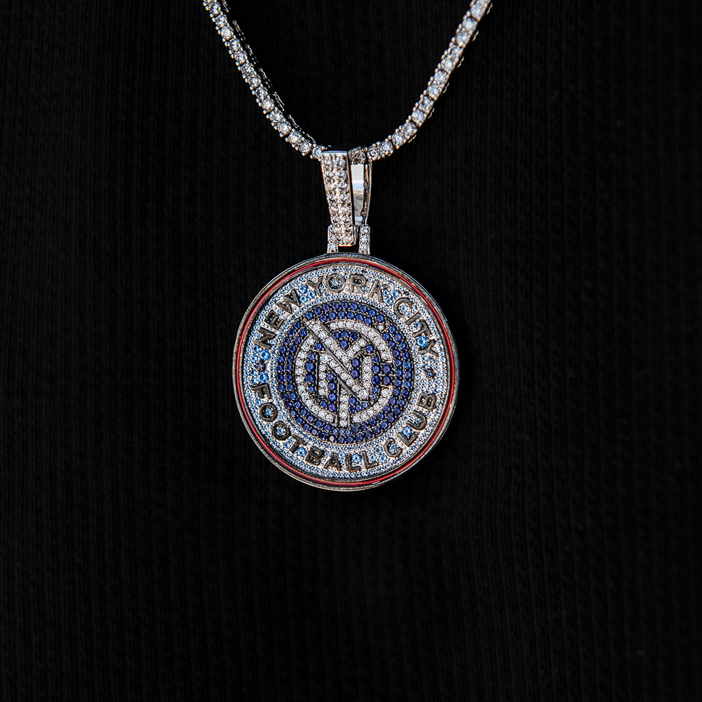 GLD Men New York City FC Official MLS Logo Pendant in White Gold