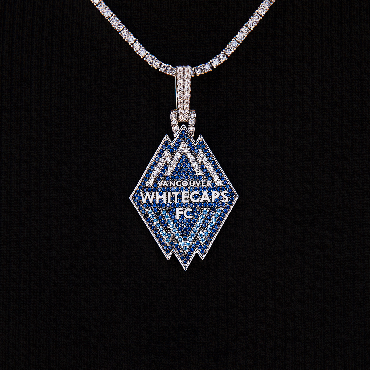 GLD Women Vancouver Whitecaps FC Official MLS Logo Pendant in White Gold