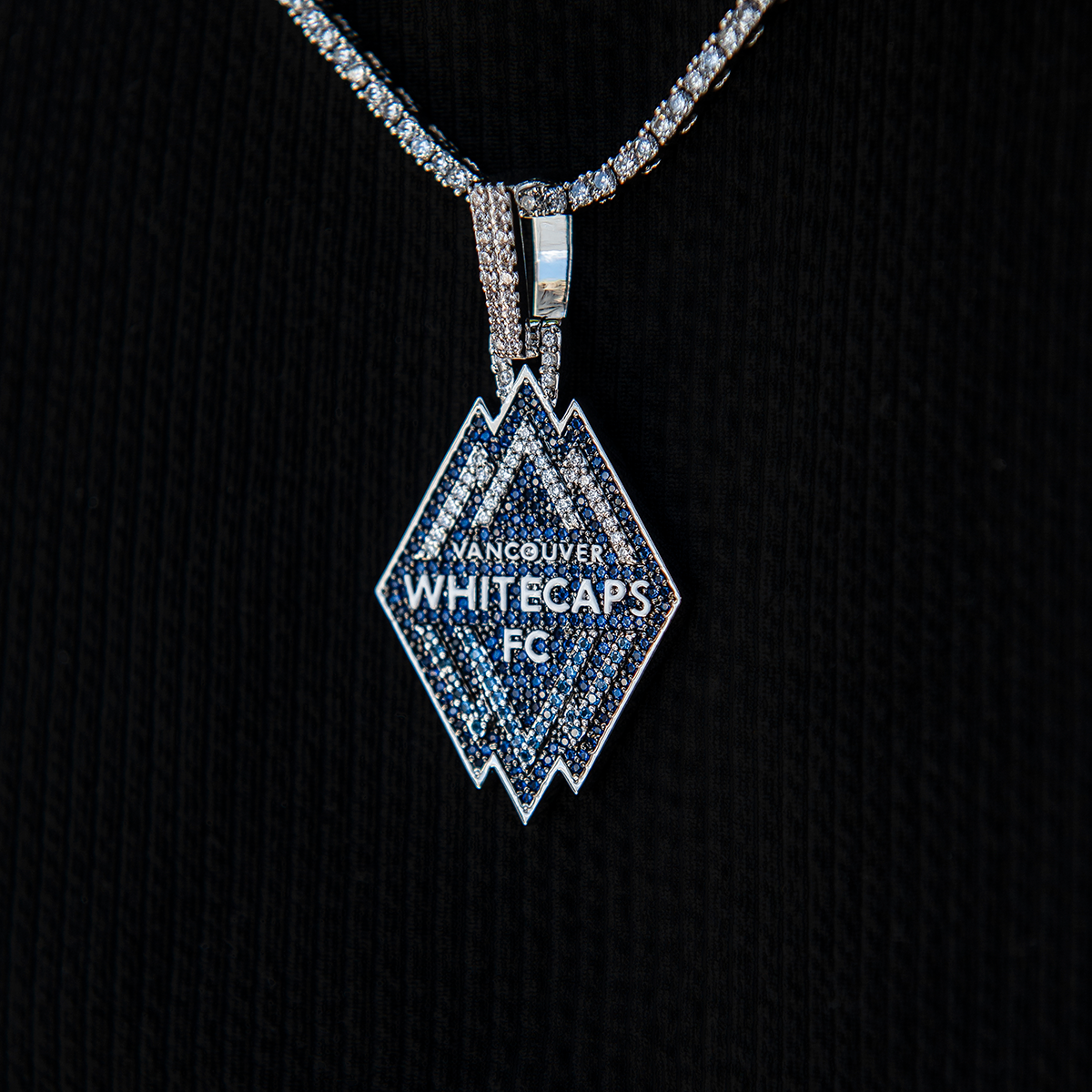 GLD Women Vancouver Whitecaps FC Official MLS Logo Pendant in White Gold