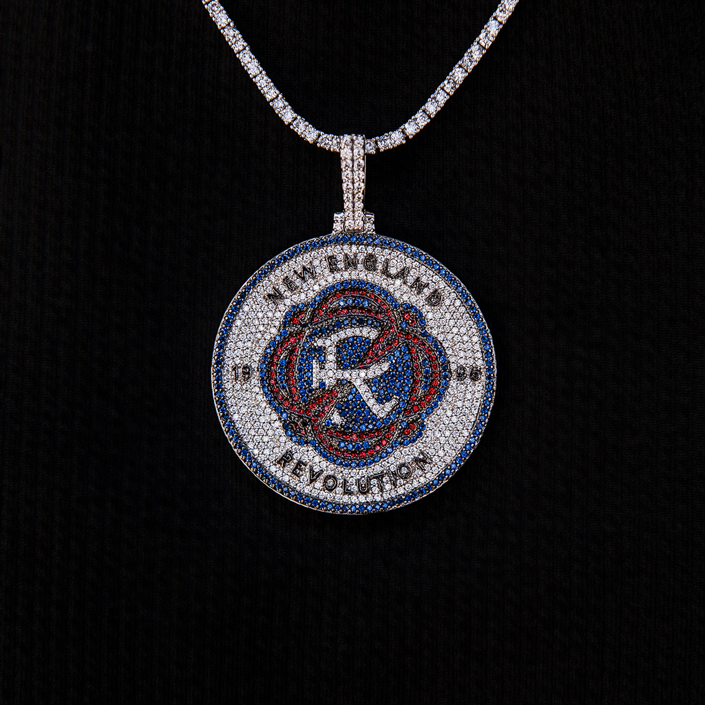 GLD Women New England Revolution Official MLS Logo Pendant in White Gold