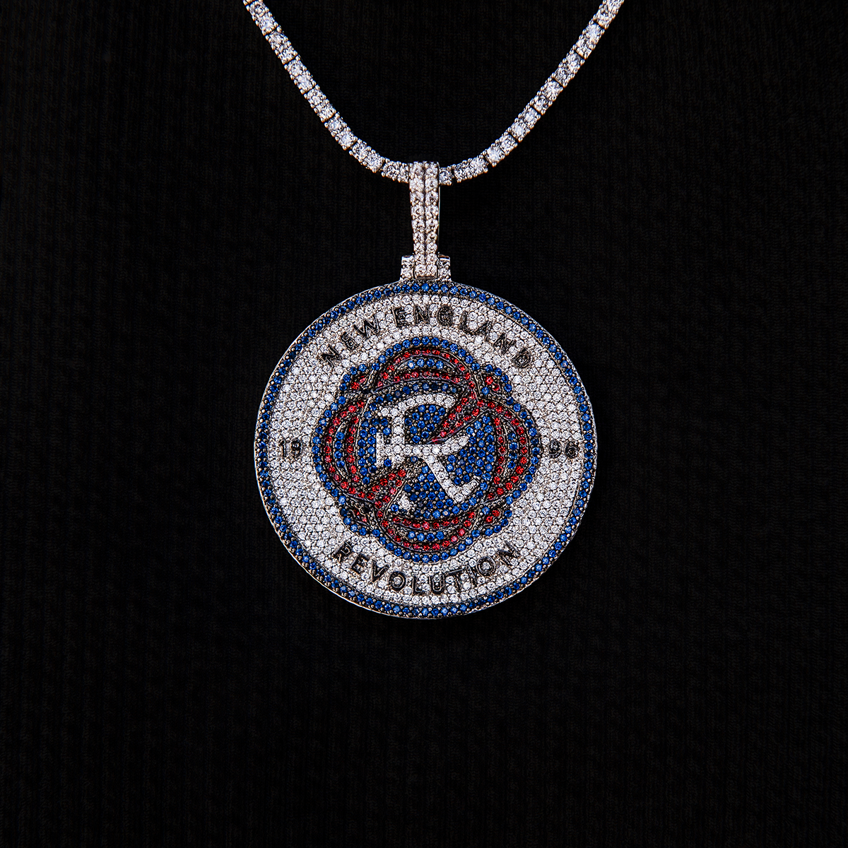 GLD Women New England Revolution Official MLS Logo Pendant in White Gold