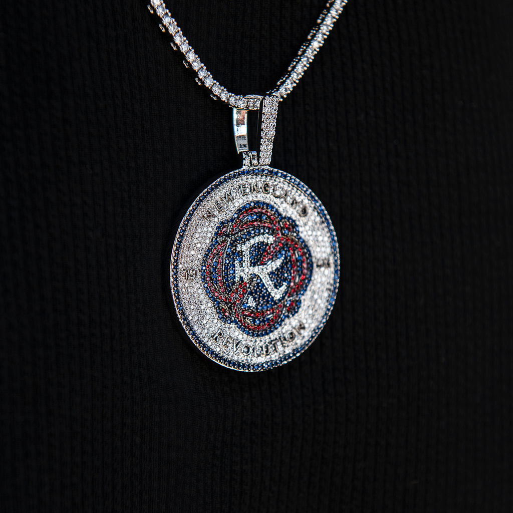 GLD Women New England Revolution Official MLS Logo Pendant in White Gold