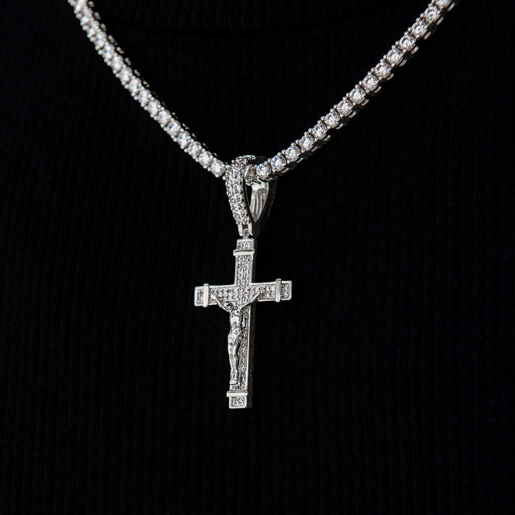 GLD Women Iced Flat Crucifix Cross Pendant in White Gold
