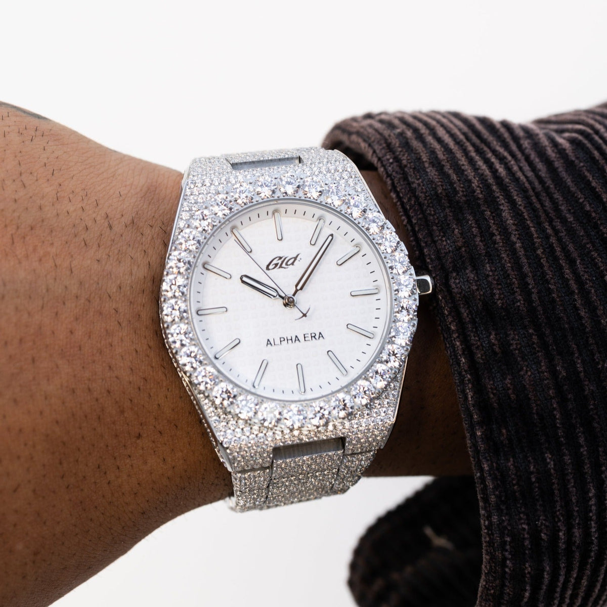 GLD PROMO 42MM Iced Alpha Era®