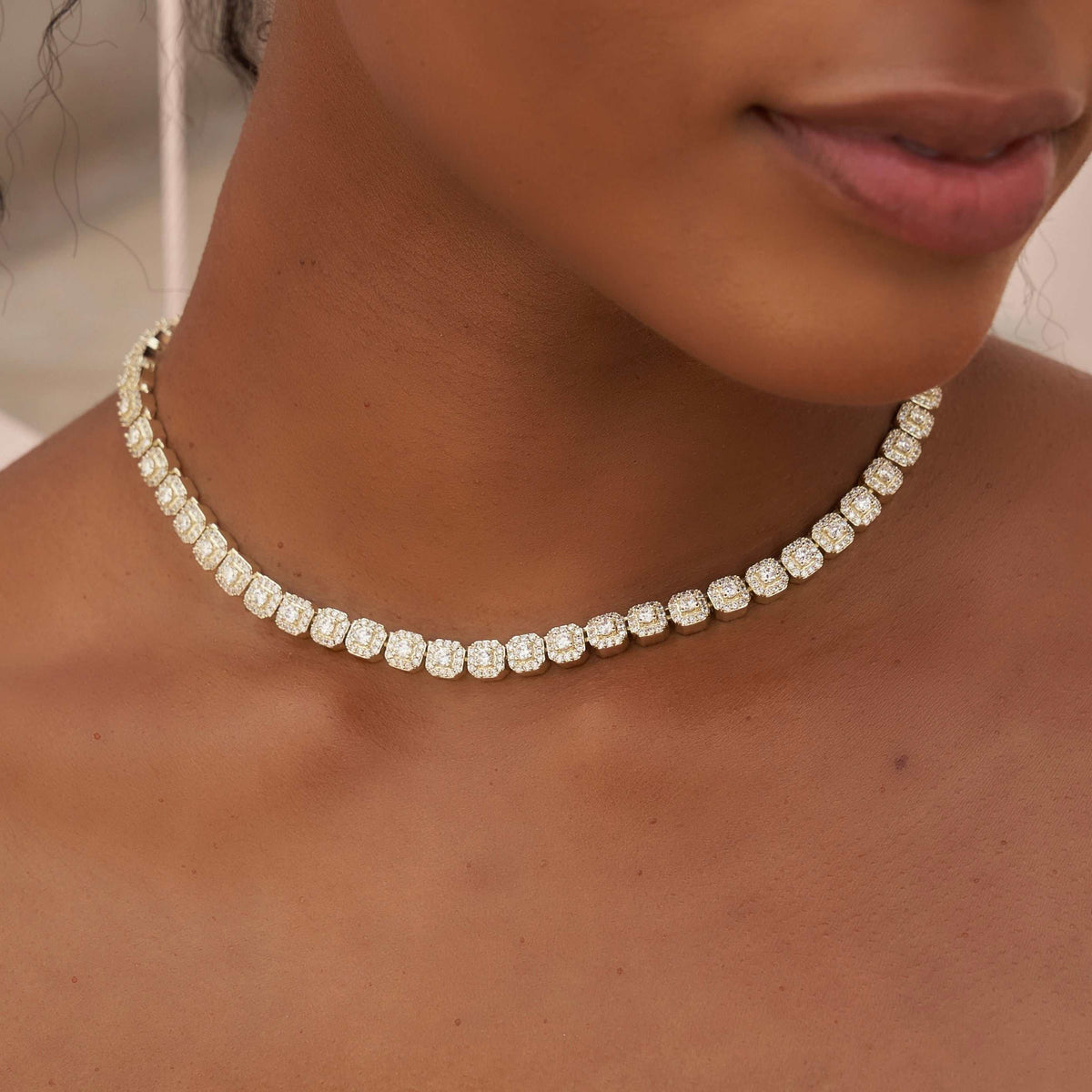 GLD PROMO - WOMEN Micro Clustered Tennis Necklace in Yellow Gold