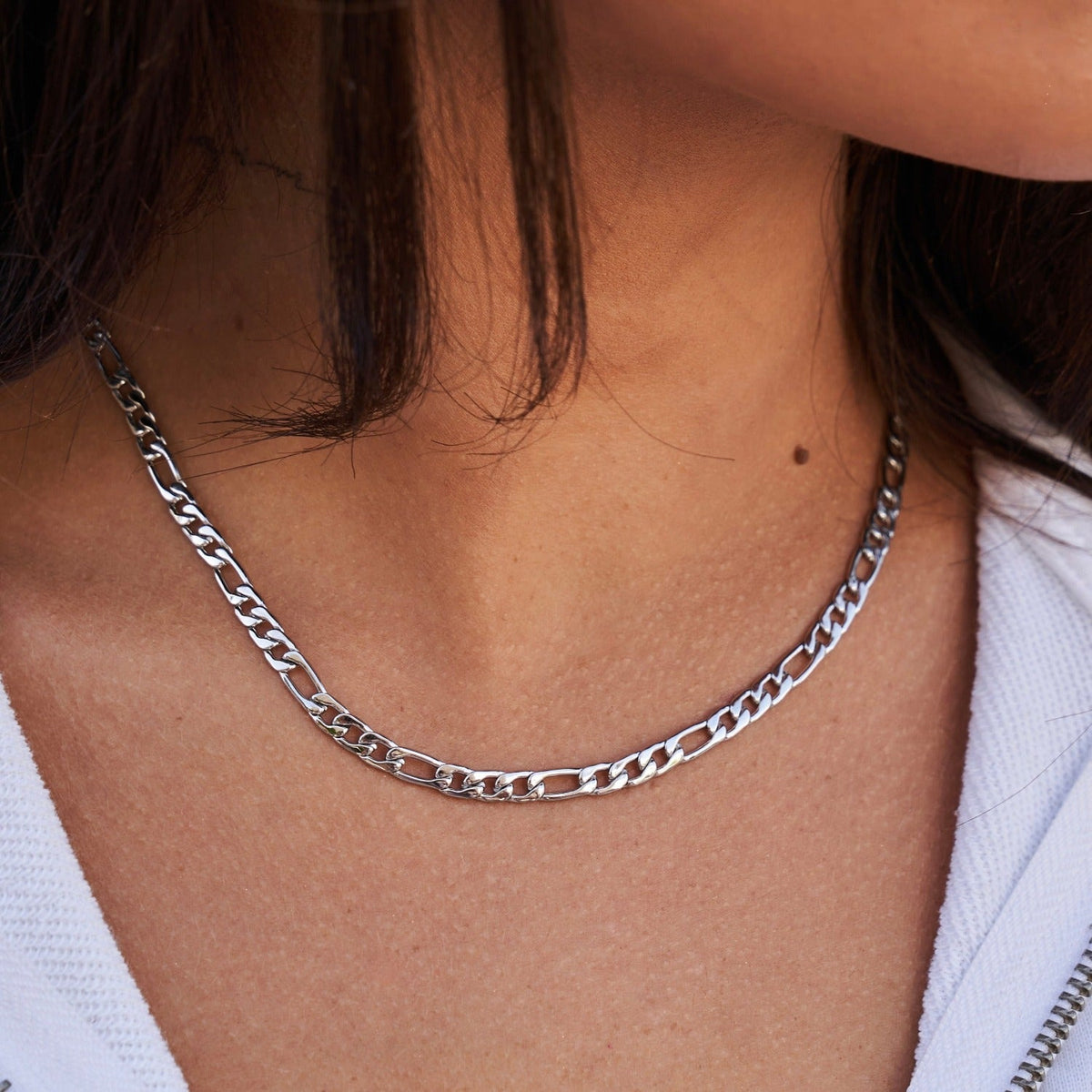 GLD Women Solid Gold Figaro Link Necklace in White Gold - 4mm