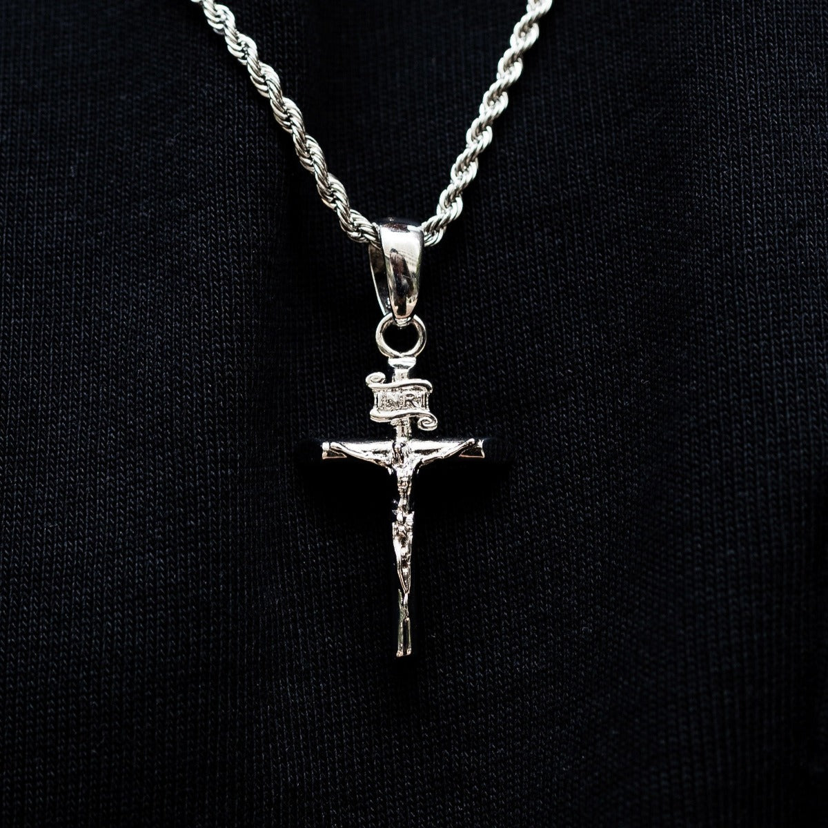 GLD Men Crucifix Cross Pendant in White Gold
