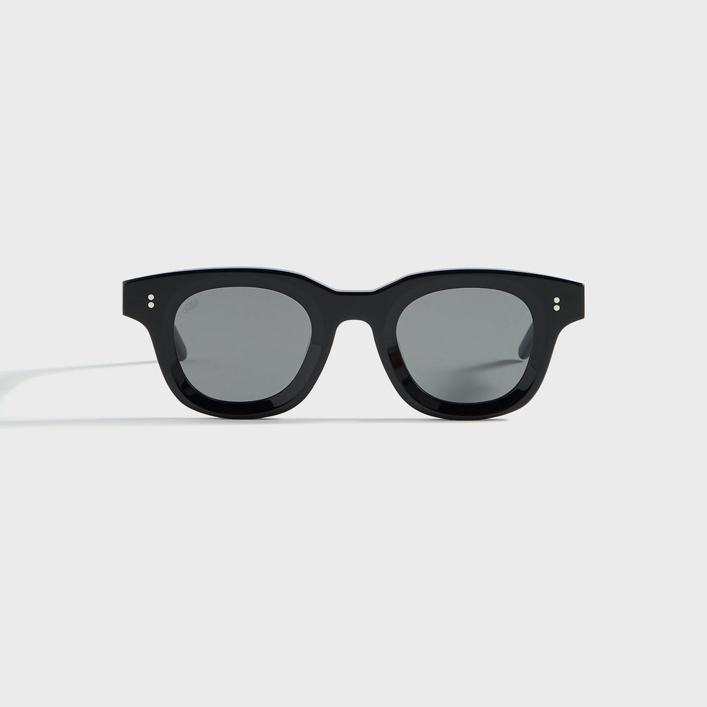 AKILA Apollo Sunglasses - Black / Black