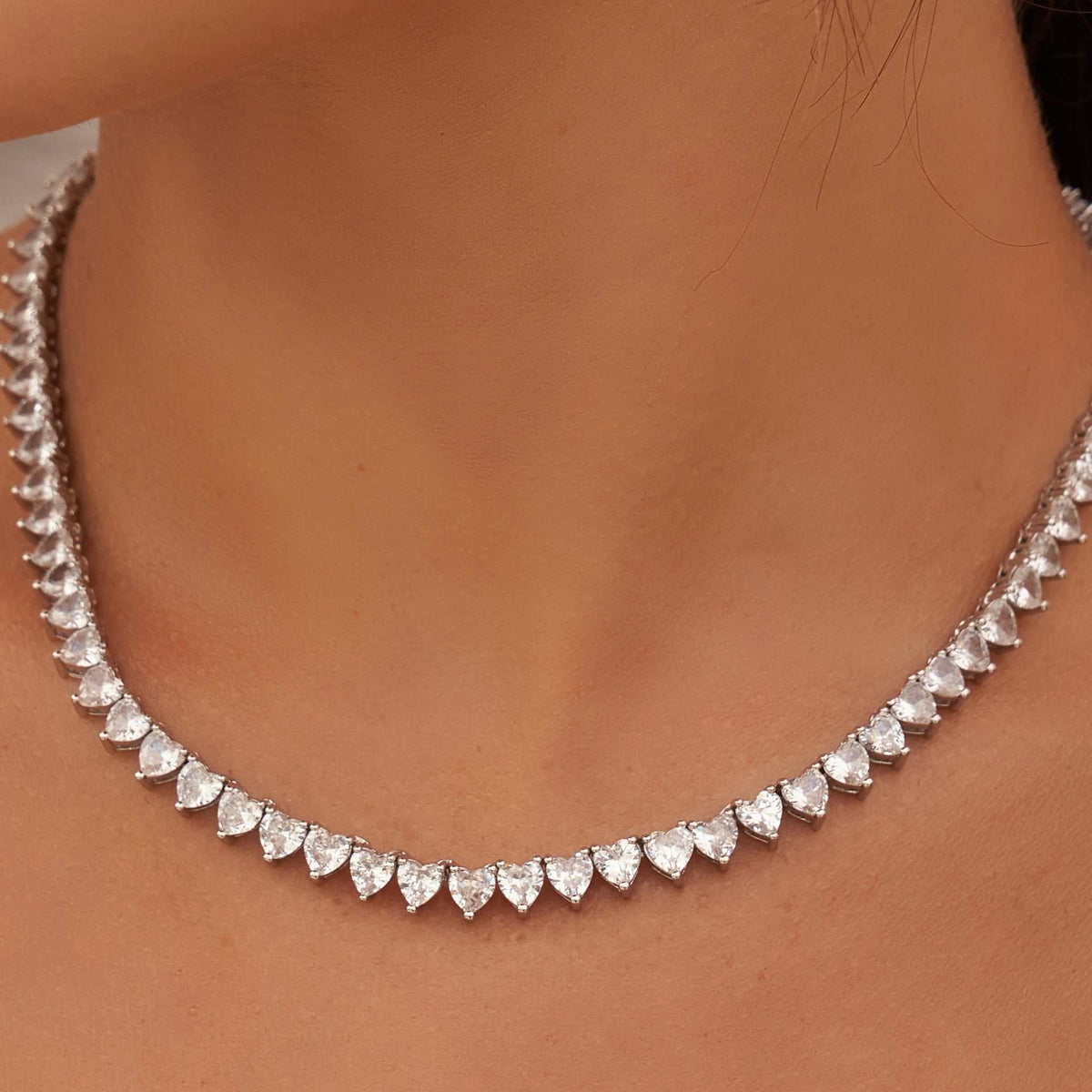 GLD PROMO - WOMEN Heart Shaped Tennis Necklace