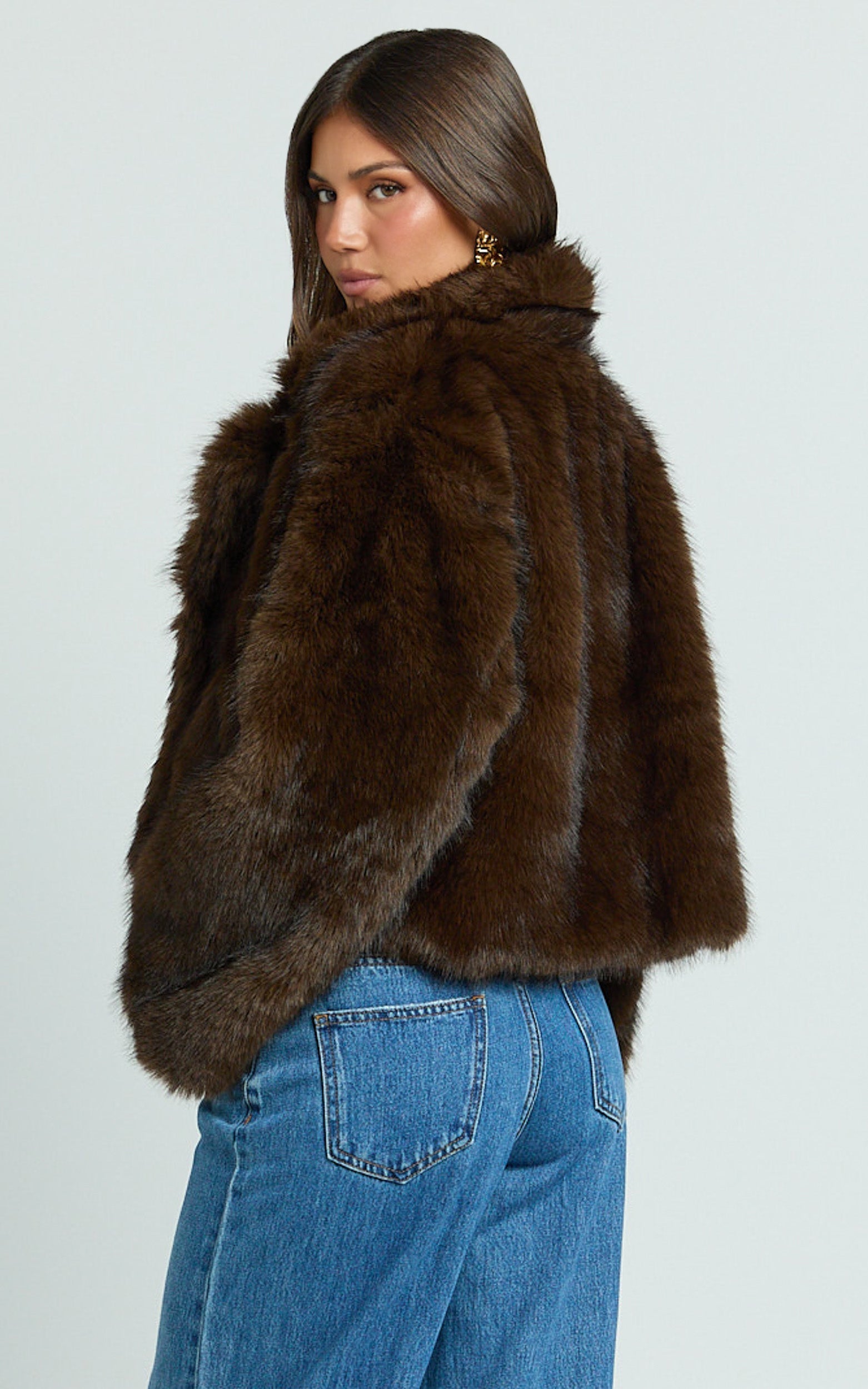 Charisse Coat - Oversized Crop Faux Fur Coat in Coffee