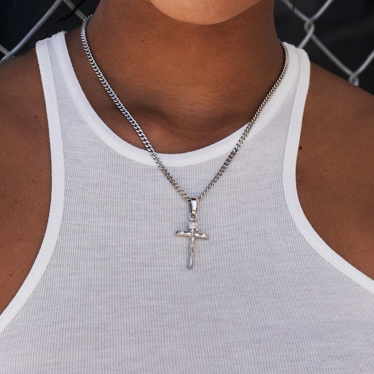 GLD PROMO - WOMEN Crucifix Cross Pendant in White Gold