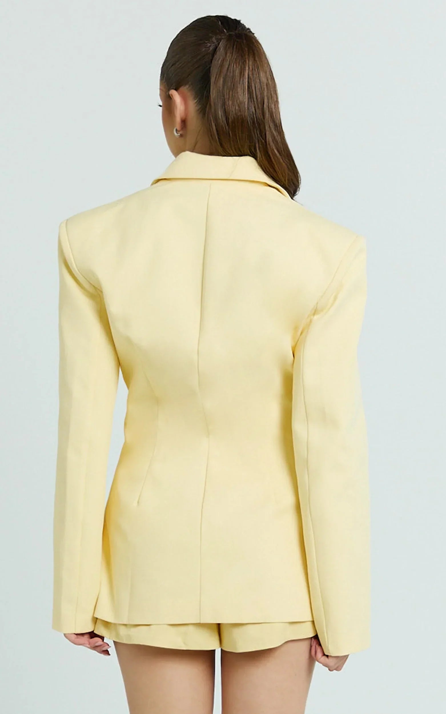Harvey Blazer – 2 Button Closure Square Hem Blazer in Lemon