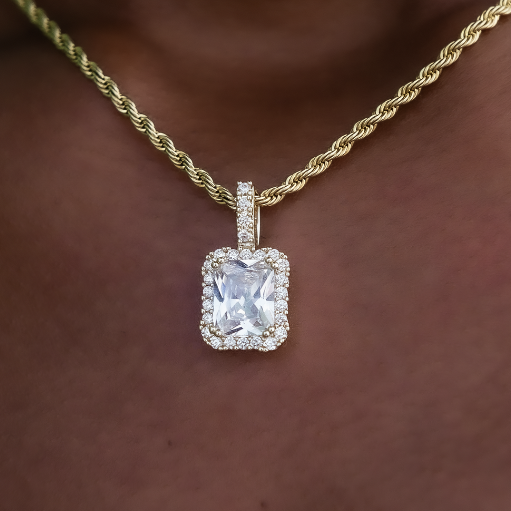 GLD Women Micro Diamond Stone Pendant in Yellow Gold