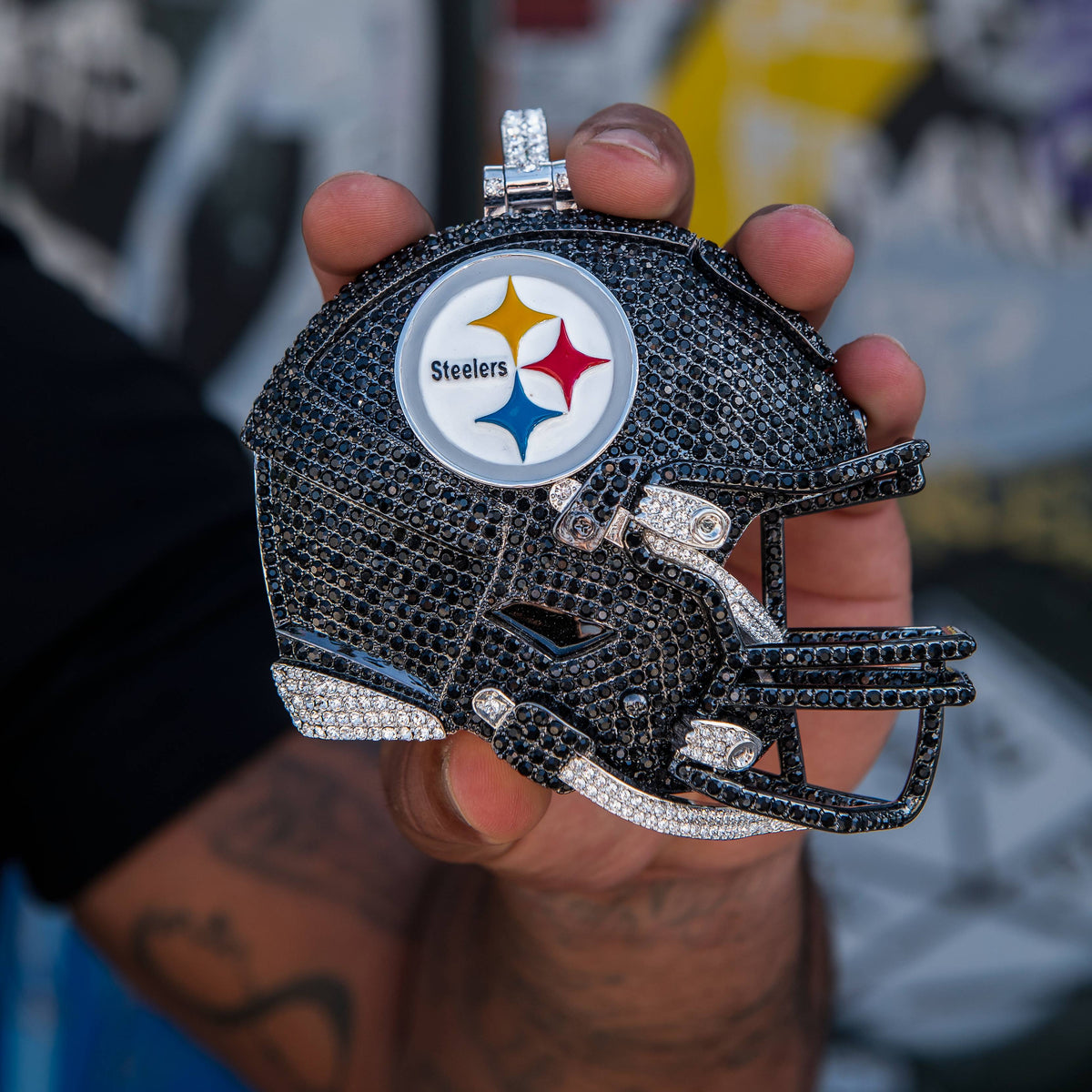 GLD Men Giant Pittsburgh Steelers Official NFL Helmet Pendant