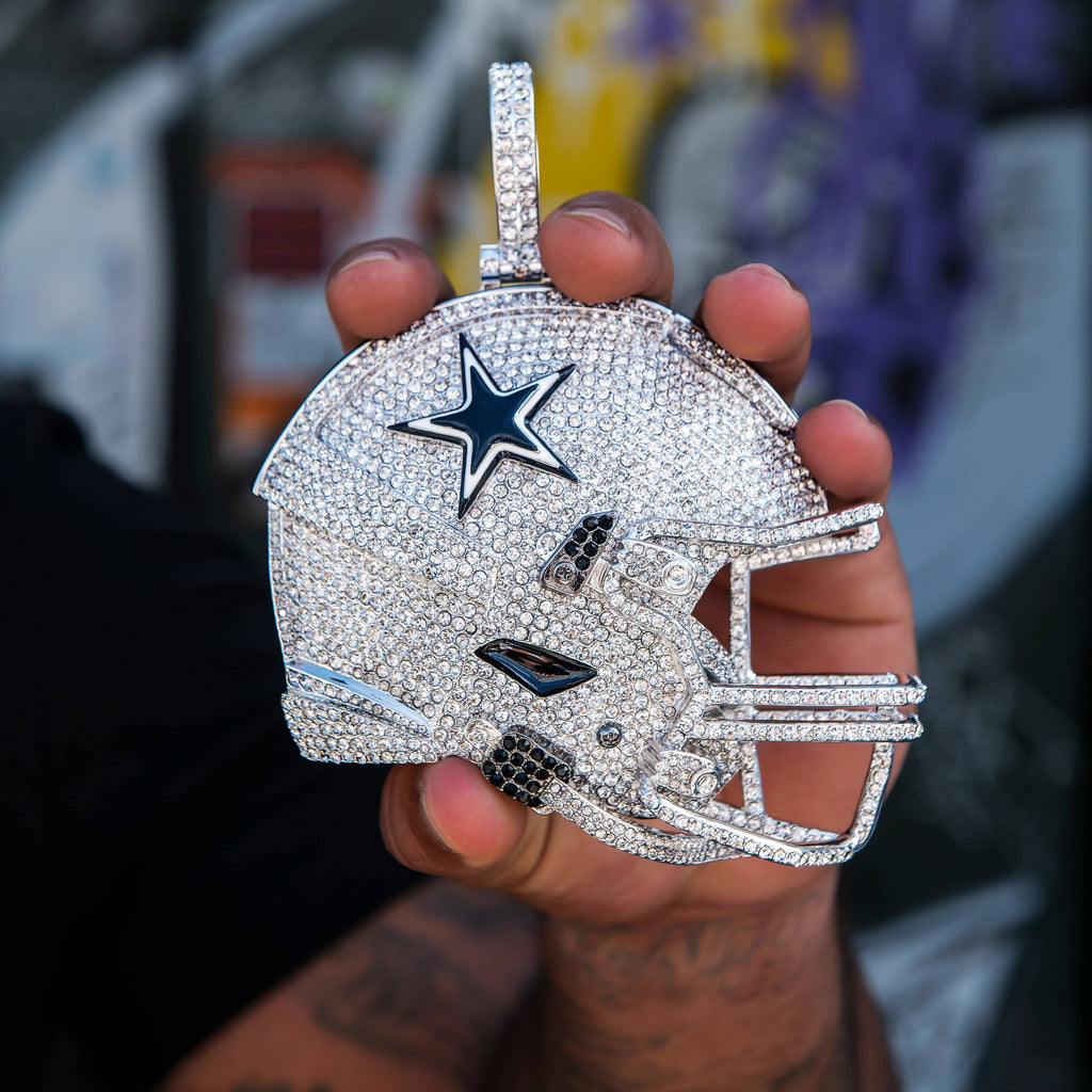 GLD Men Giant Dallas Cowboys Official NFL Helmet Pendant
