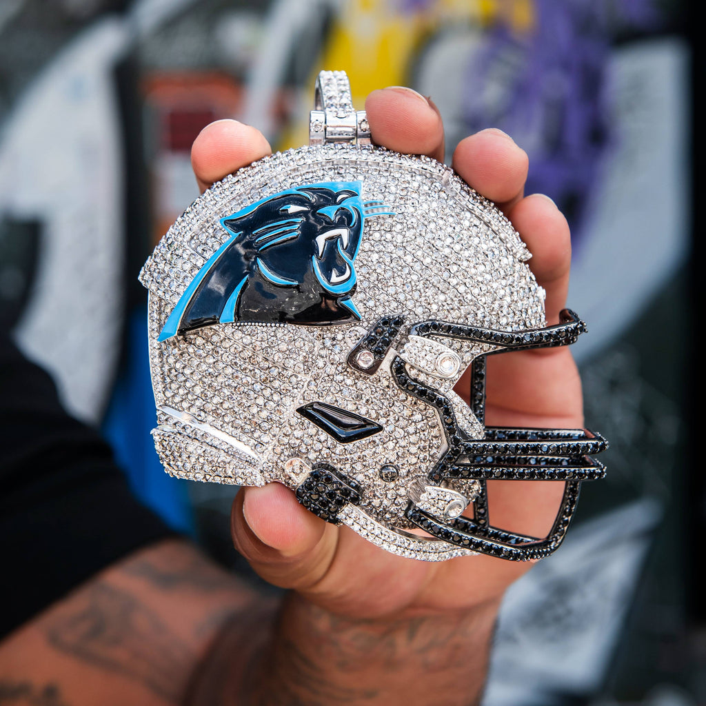 GLD Men Giant Carolina Panthers Official NFL Helmet Pendant