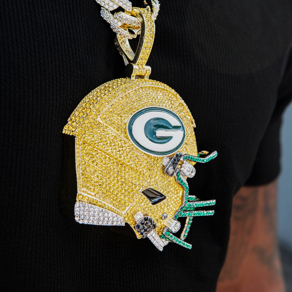 GLD Men Giant Green Bay Packers Official NFL Helmet Pendant