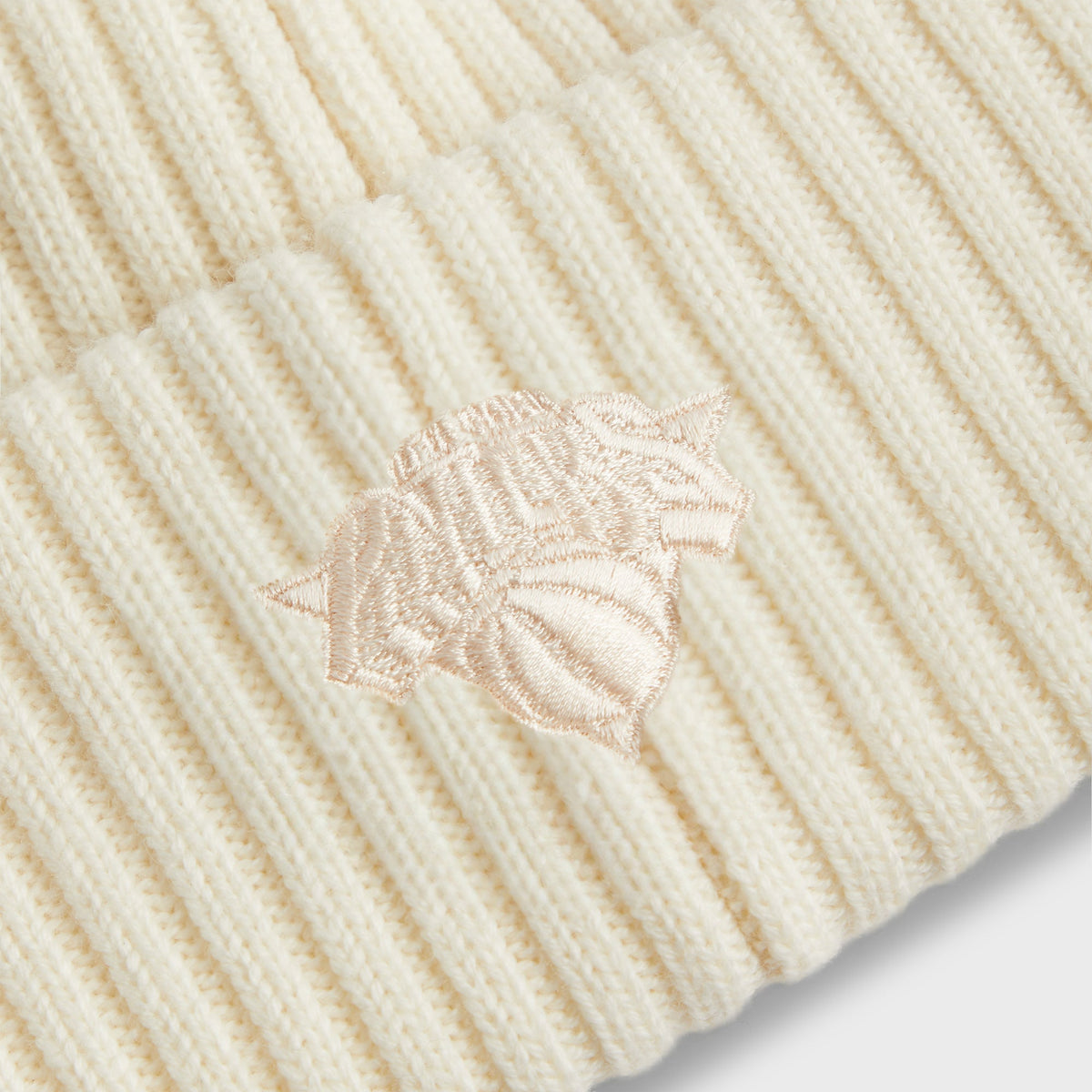 Kith for the New York Knicks Superman Logo Beanie - Sandrift
