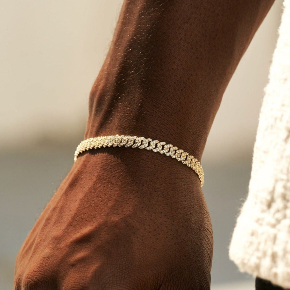 GLD PROMO Micro Diamond Prong Cuban Bracelet in Yellow Gold - 6mm