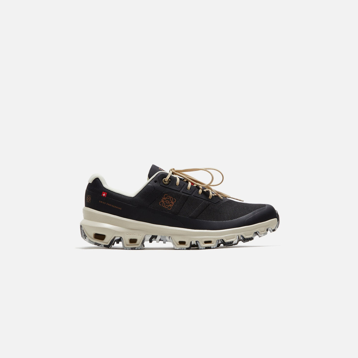 On Running x Loewe WMNS Cloudventure - Black