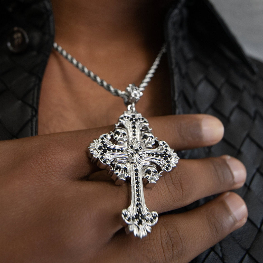 GLD Men Medieval Cross Black Stones Pendant in White Gold