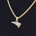 GLD Men New England Patriots Official NFL Micro Logo Pendant - Yellow Gold