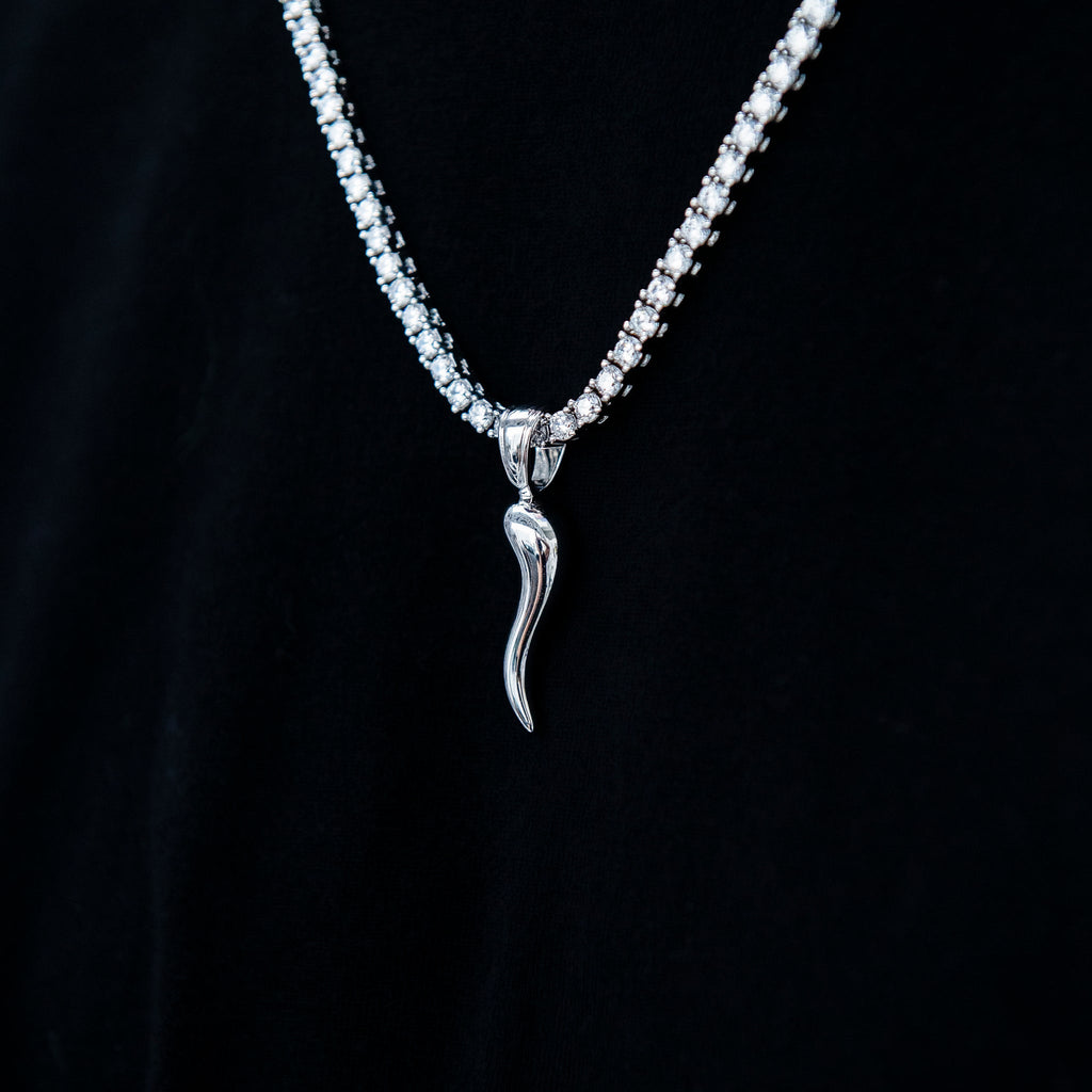 GLD Men Italian Horn Pendant in White Gold