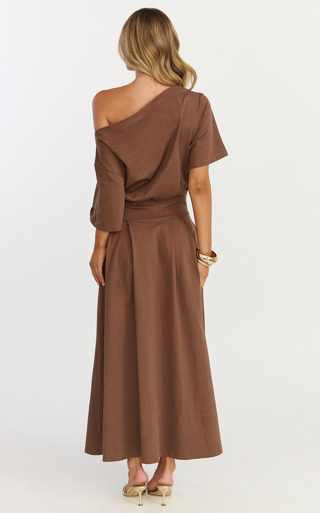 Tami Midi Dress - Off Shoulder Dress in Chocolate