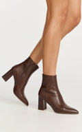 Verali - Maxine Boots in Chocolate