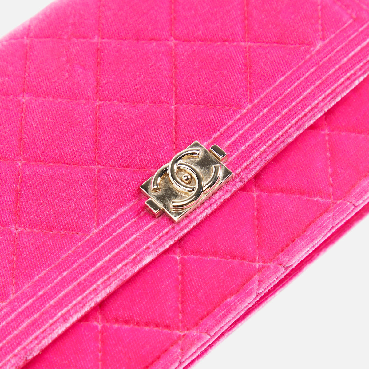 WGACA Chanel Velvet Boy Wallet on Chain - Pink