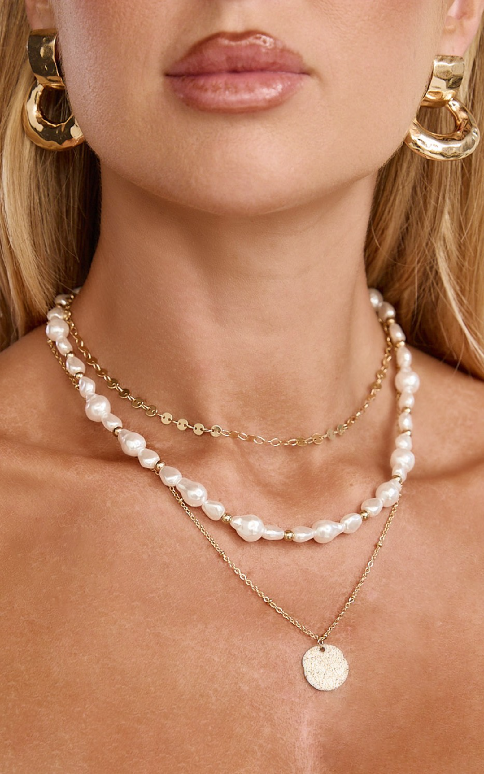 Ysolde Necklace - With Pearls Layered Necklace in Gold